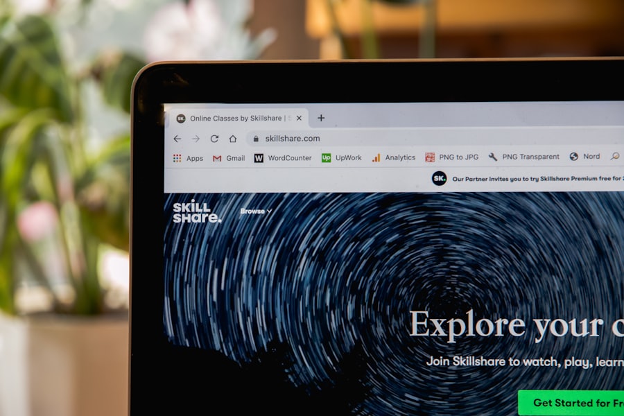 Editing a website side by side in two browser windows on a laptop