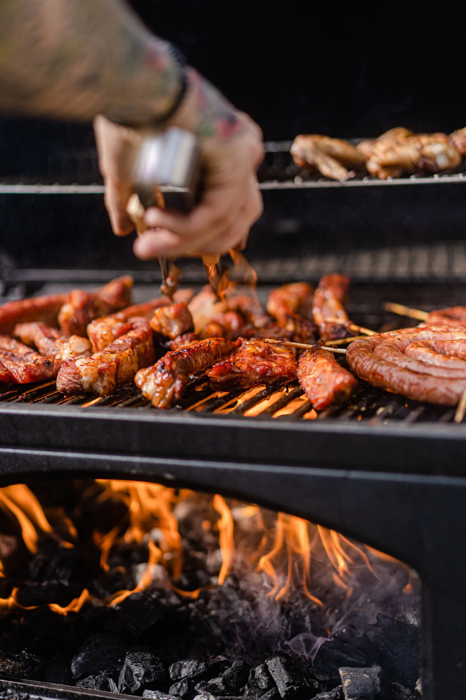 Ribs over an open pit