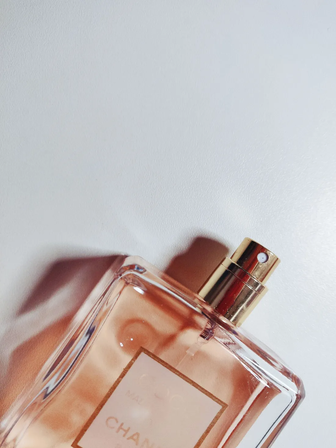 Nuit d'Orient parfum bottle