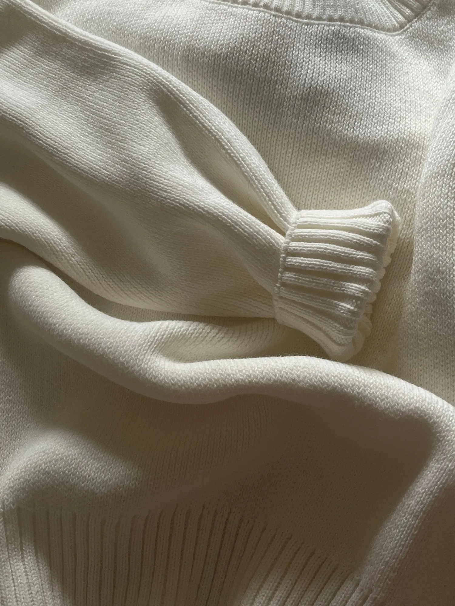 A close study of the cloth